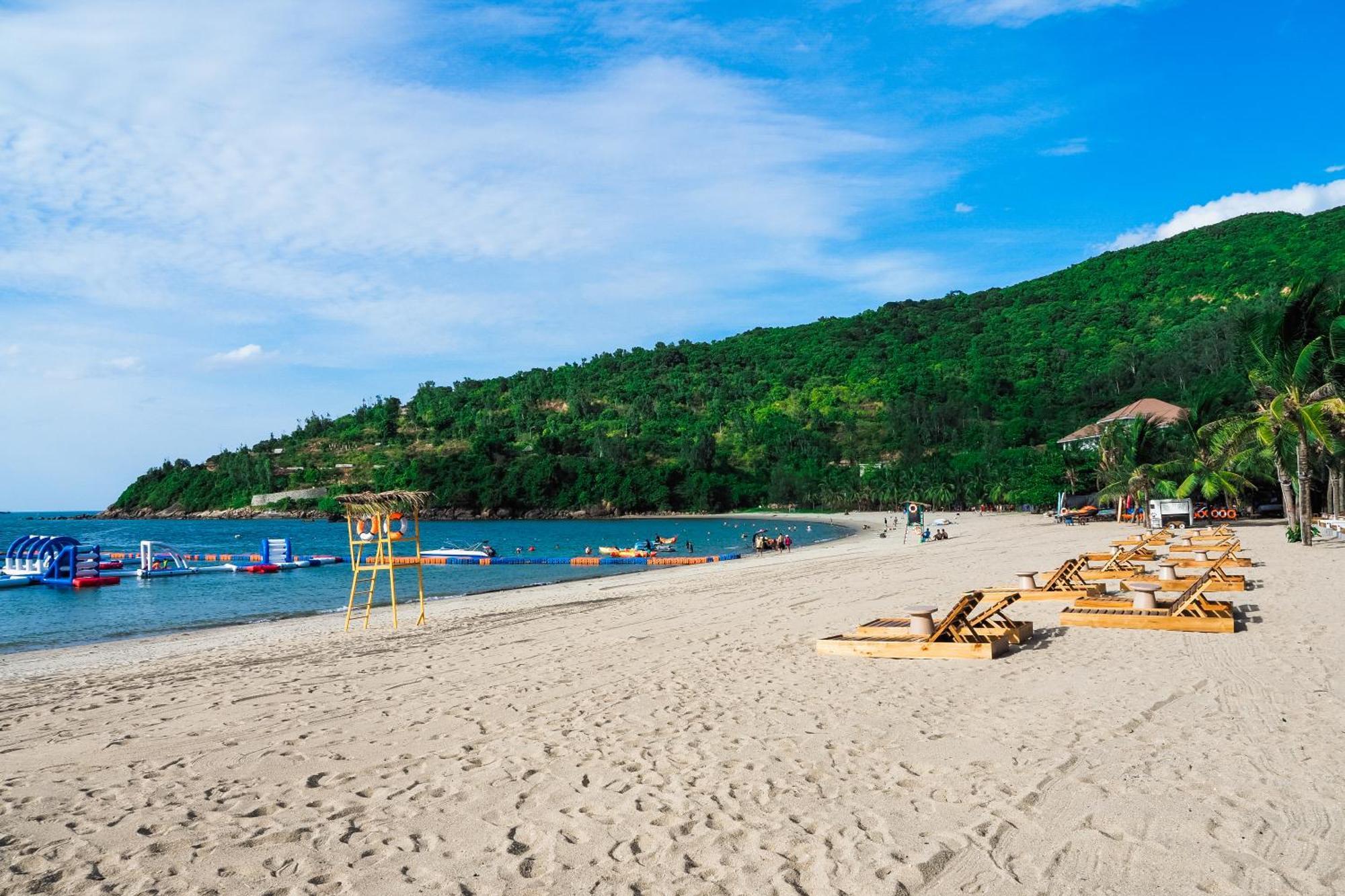 Bounce Beach Resort And Spa Da Nang Esterno foto