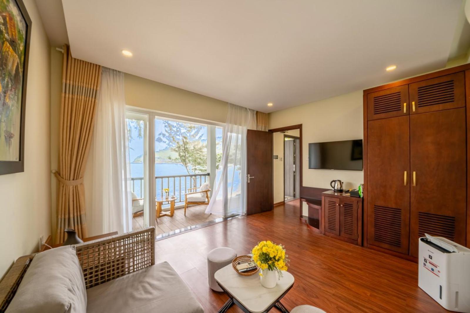 Bounce Beach Resort And Spa Da Nang Esterno foto