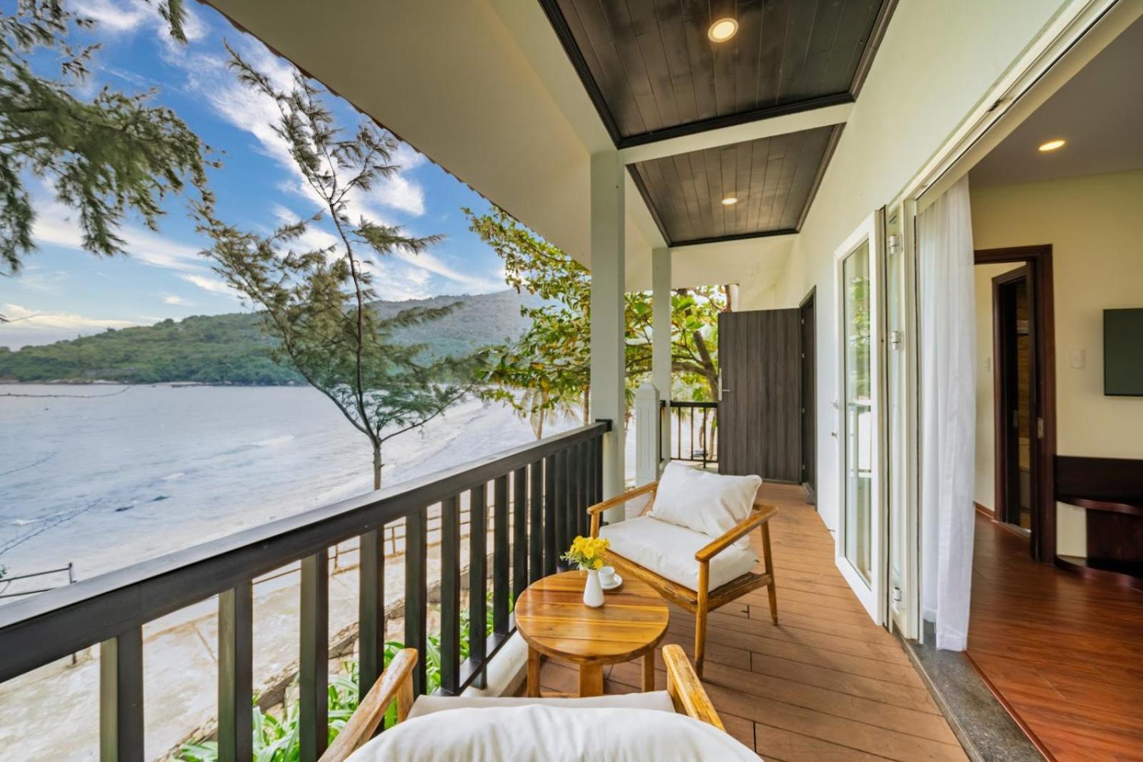 Bounce Beach Resort And Spa Da Nang Esterno foto