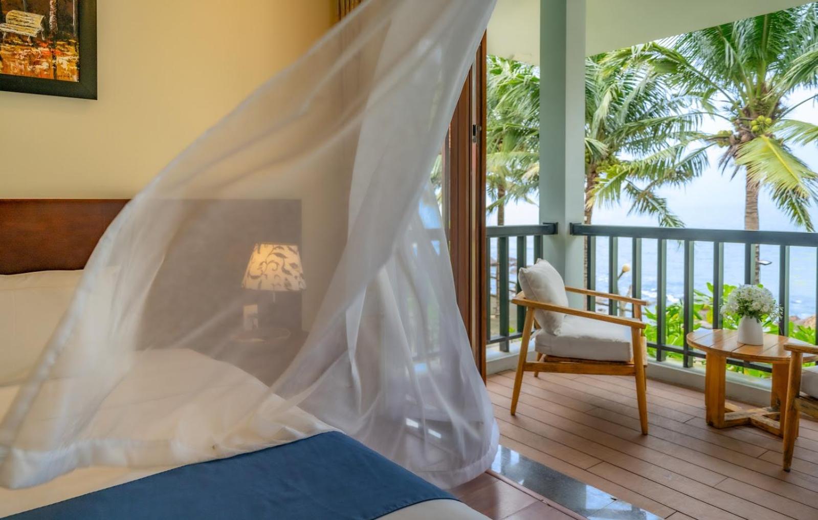 Bounce Beach Resort And Spa Da Nang Esterno foto