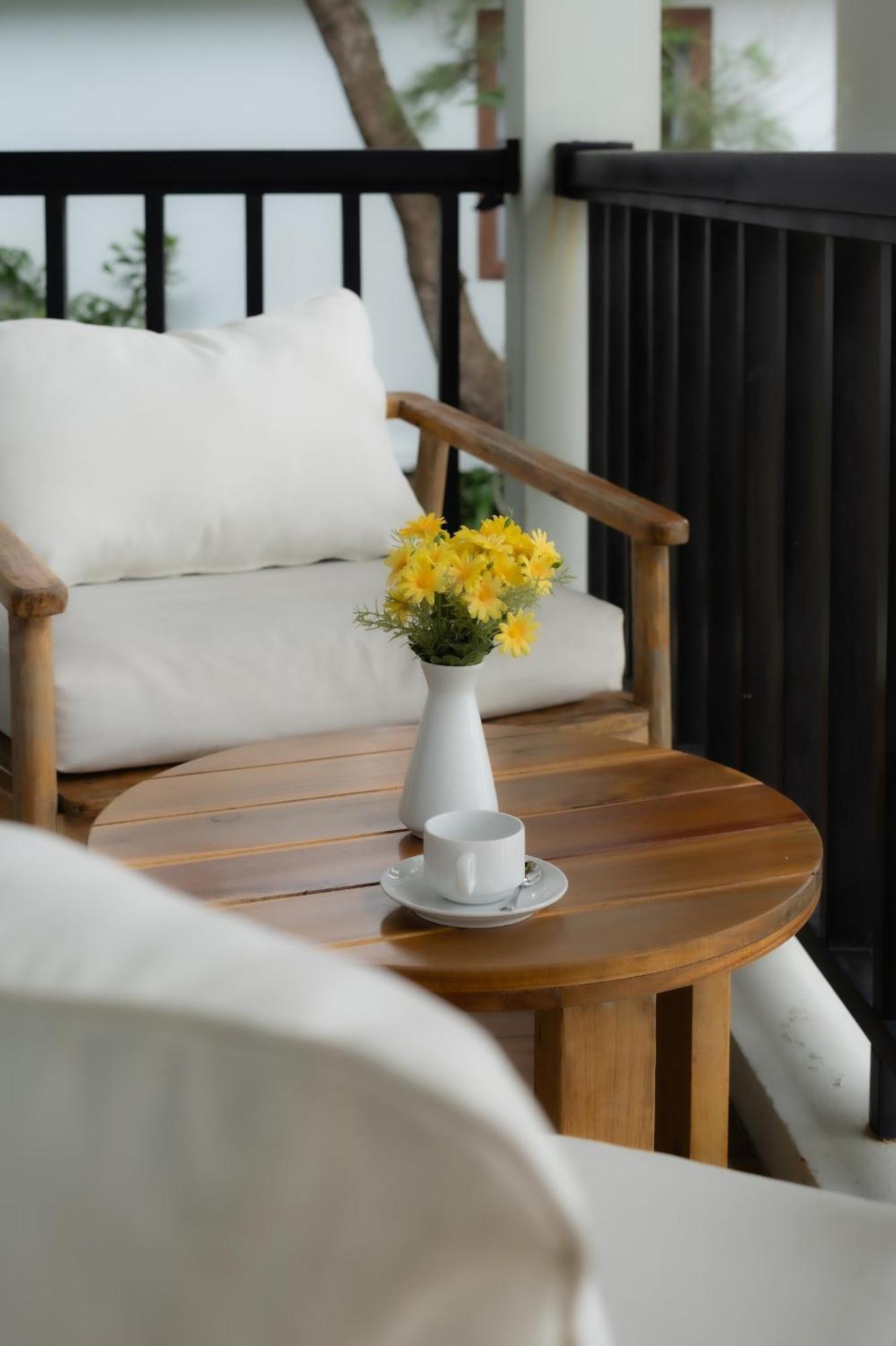 Bounce Beach Resort And Spa Da Nang Esterno foto