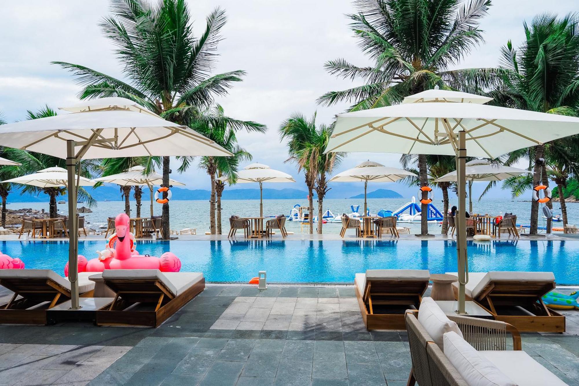 Bounce Beach Resort And Spa Da Nang Esterno foto
