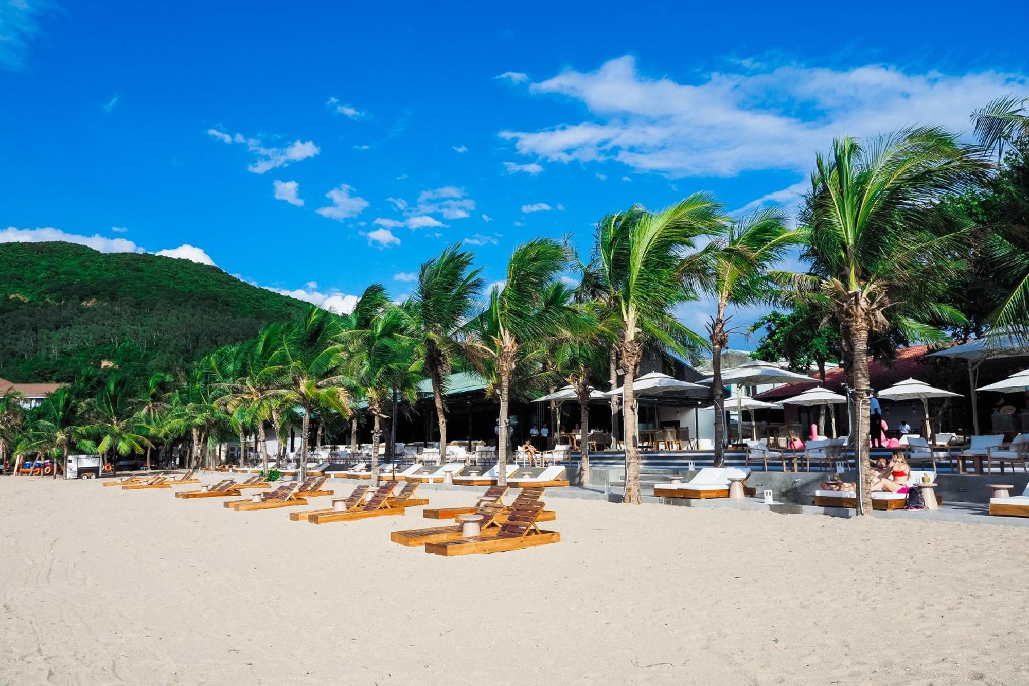 Bounce Beach Resort And Spa Da Nang Esterno foto