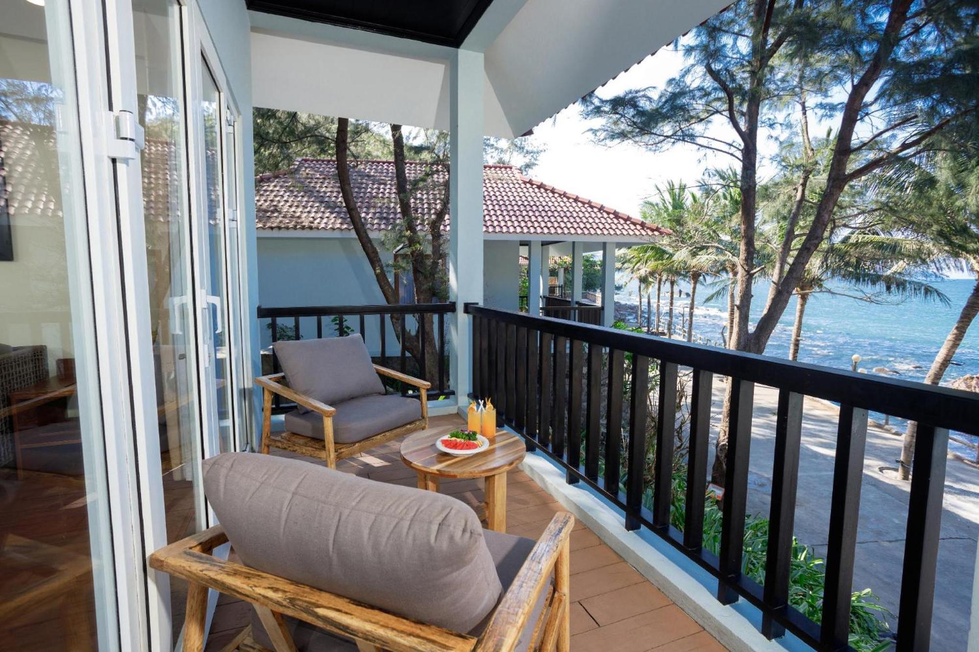 Bounce Beach Resort And Spa Da Nang Esterno foto
