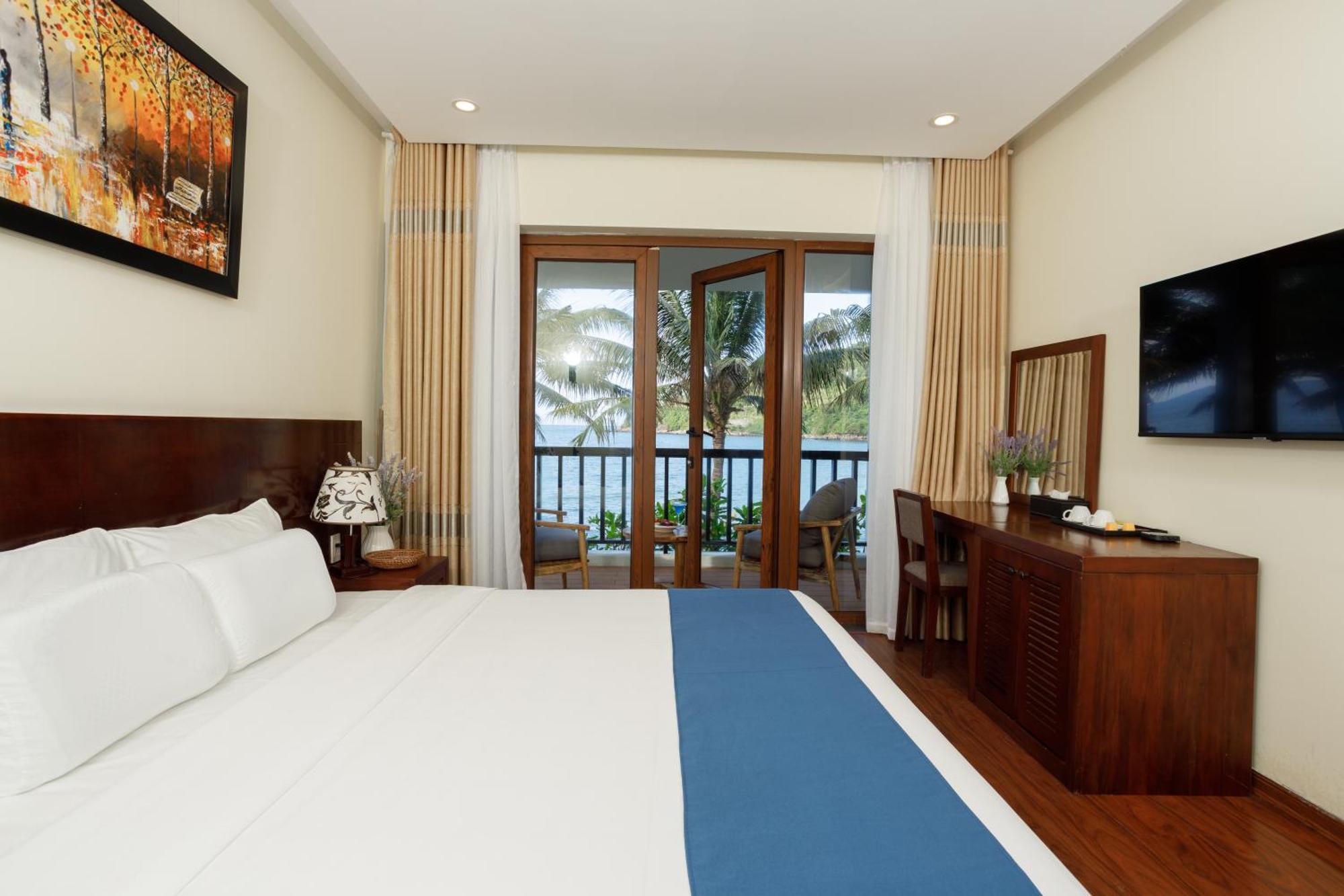 Bounce Beach Resort And Spa Da Nang Esterno foto